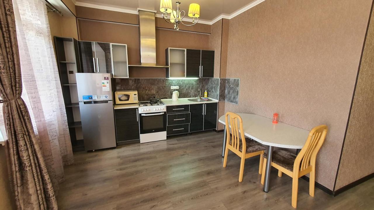 Orange Apartment With Panoramic View Bischkek Exterior foto